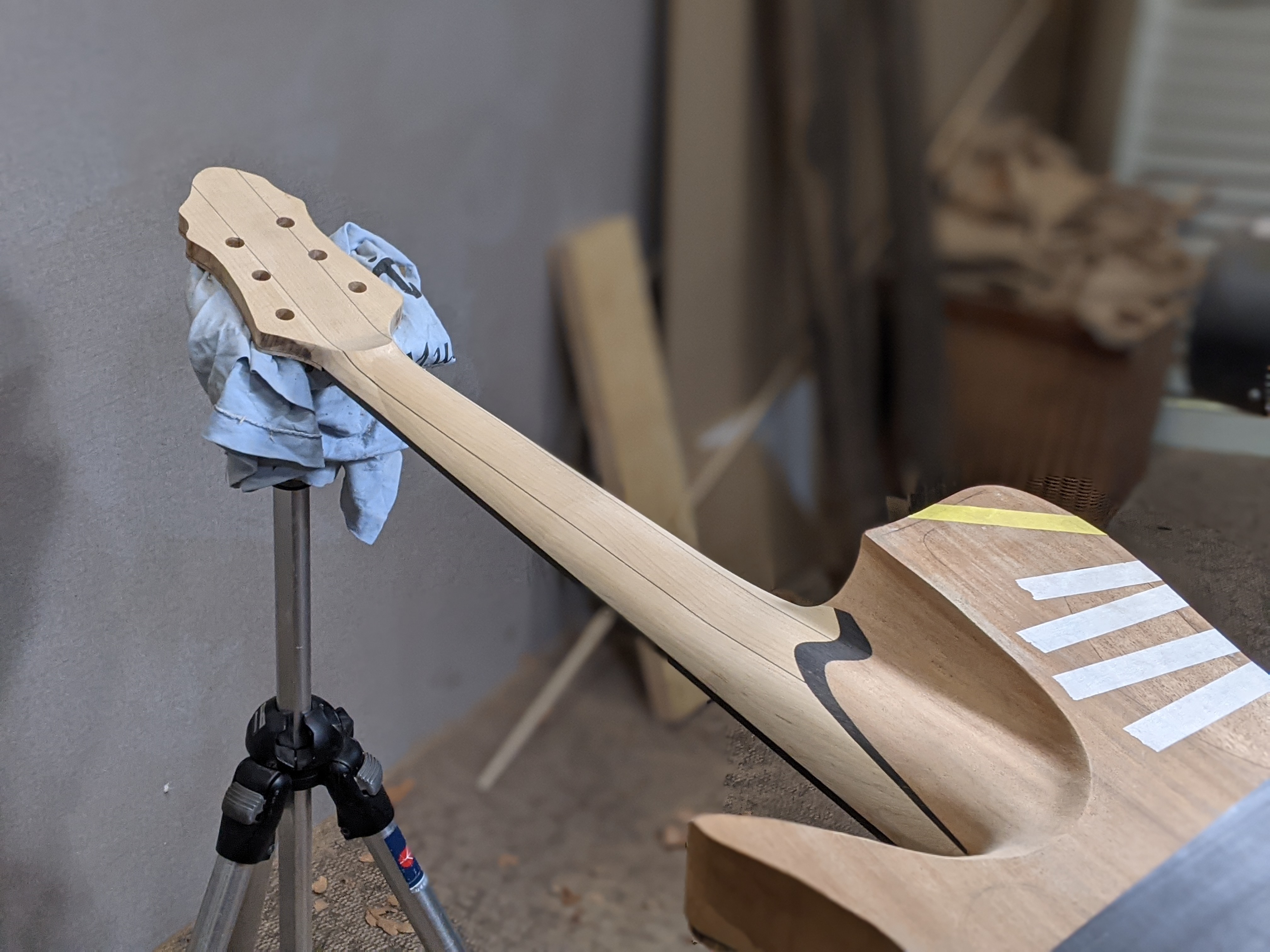 Carving neck &neck Joint.jpg